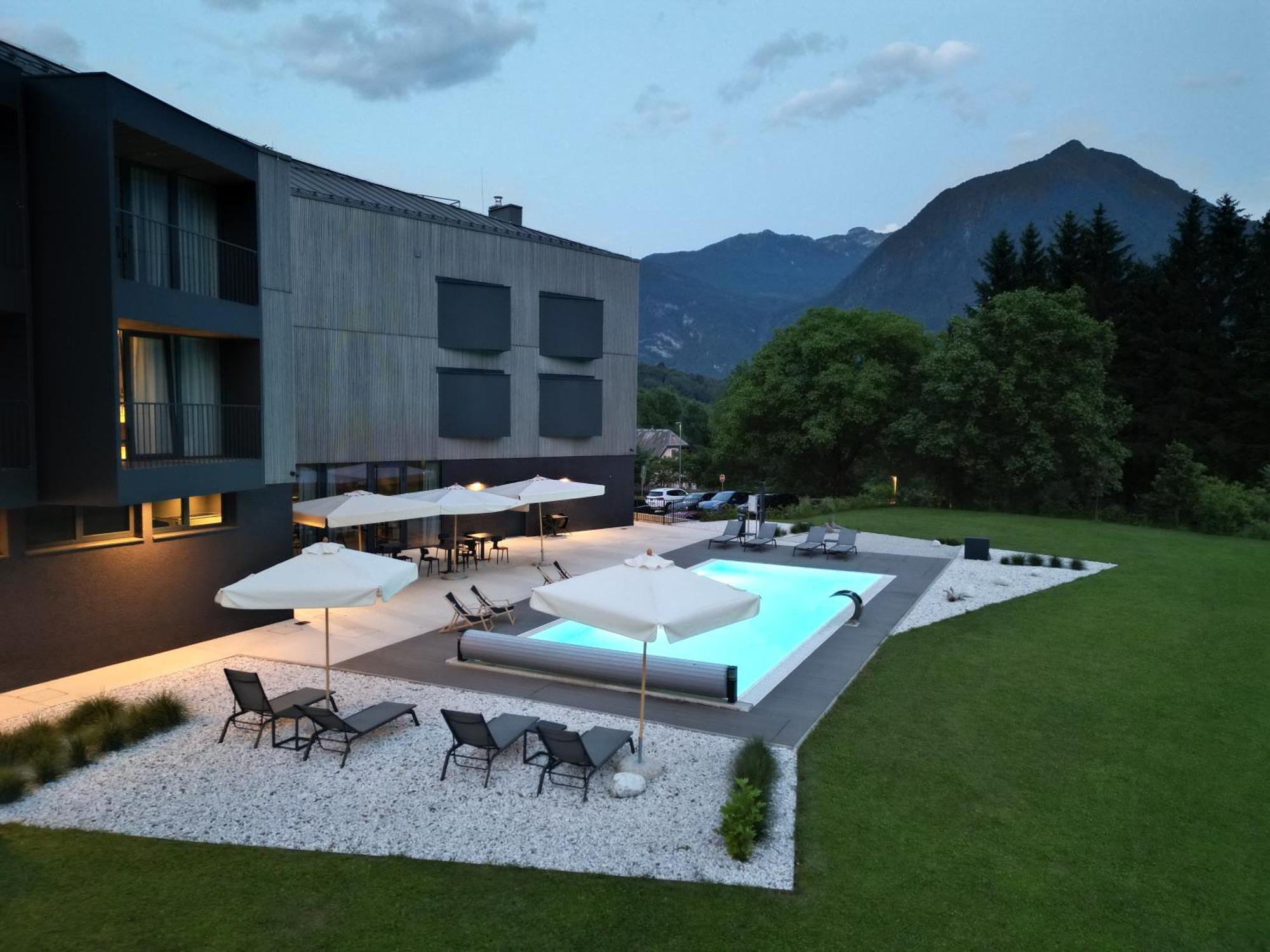 Hotel Soca Bovec Exteriör bild