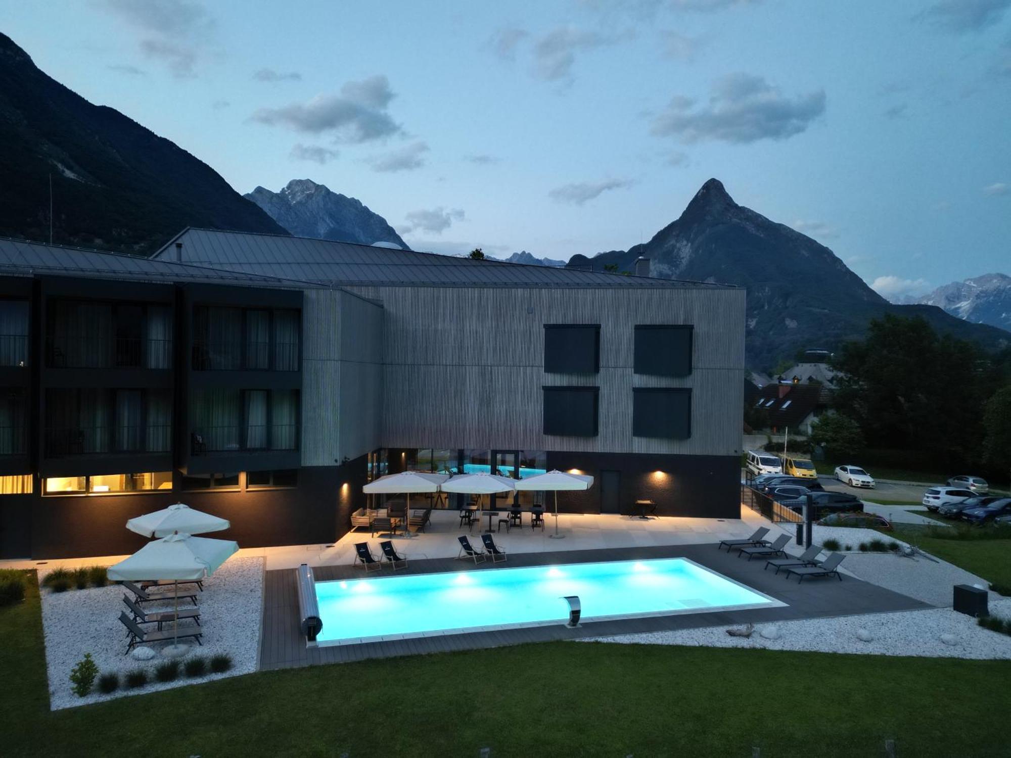 Hotel Soca Bovec Exteriör bild